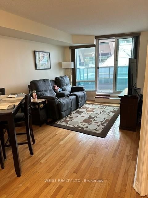 33 Elm Drive • #310 • Mississauga, ON photo 4