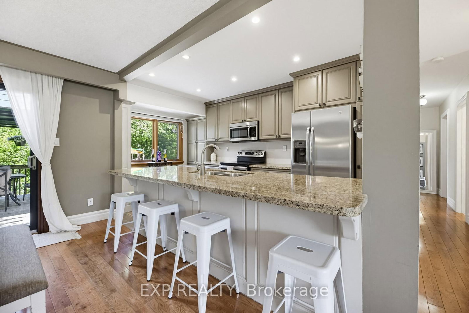 6 Palace Street • Caledon, ON photo 11