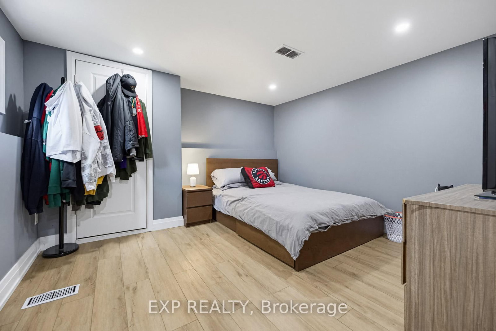 6 Palace Street • Caledon, ON photo 29