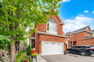 452 Jay Crescent • Orangeville, ON photo 2