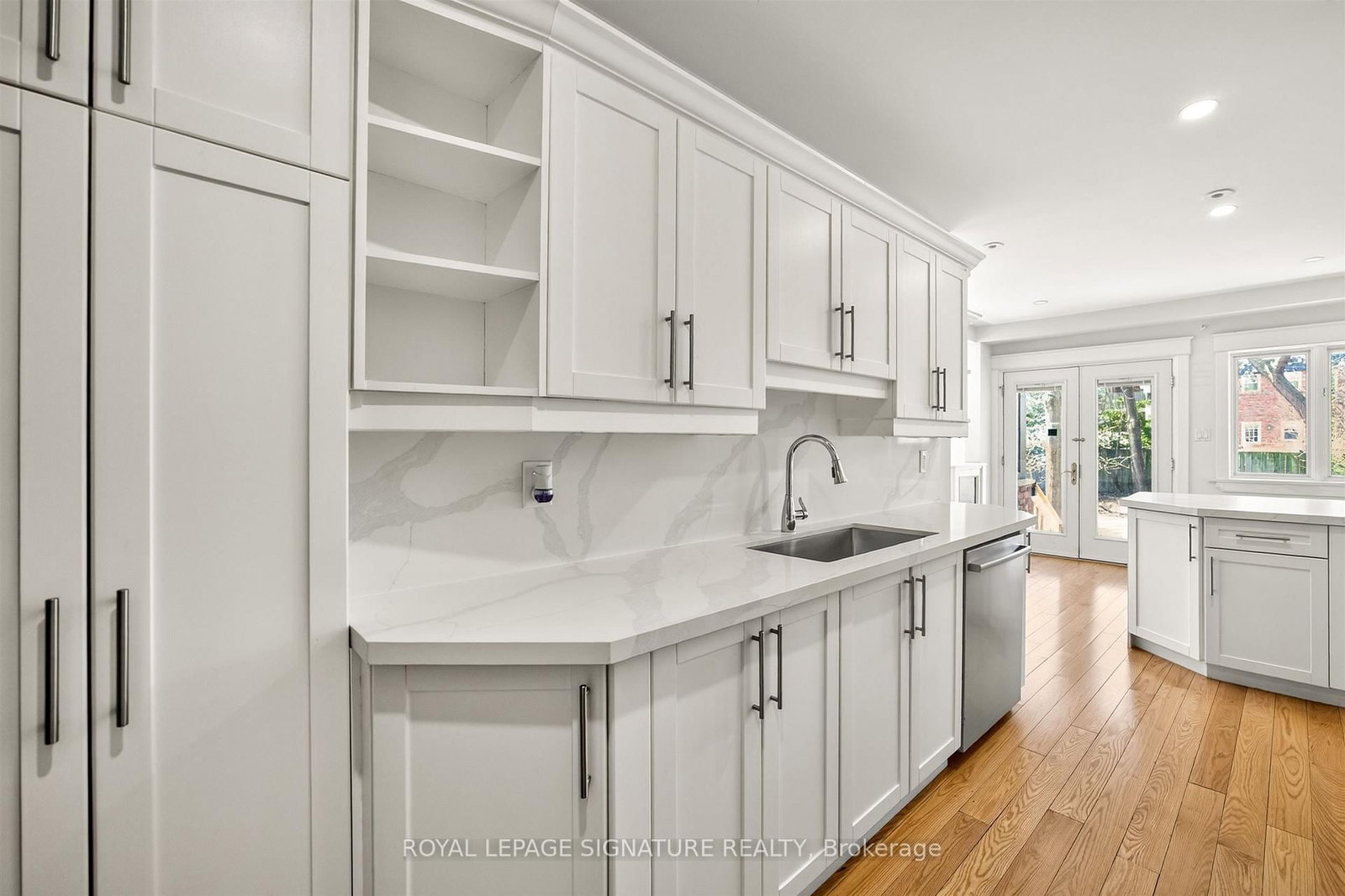 426 Armadale Avenue • Toronto, ON photo 19