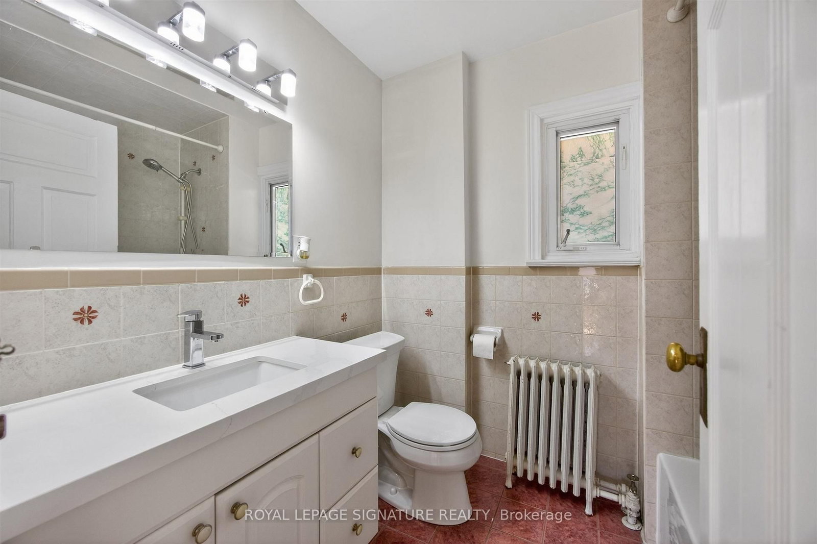 426 Armadale Avenue • Toronto, ON photo 38