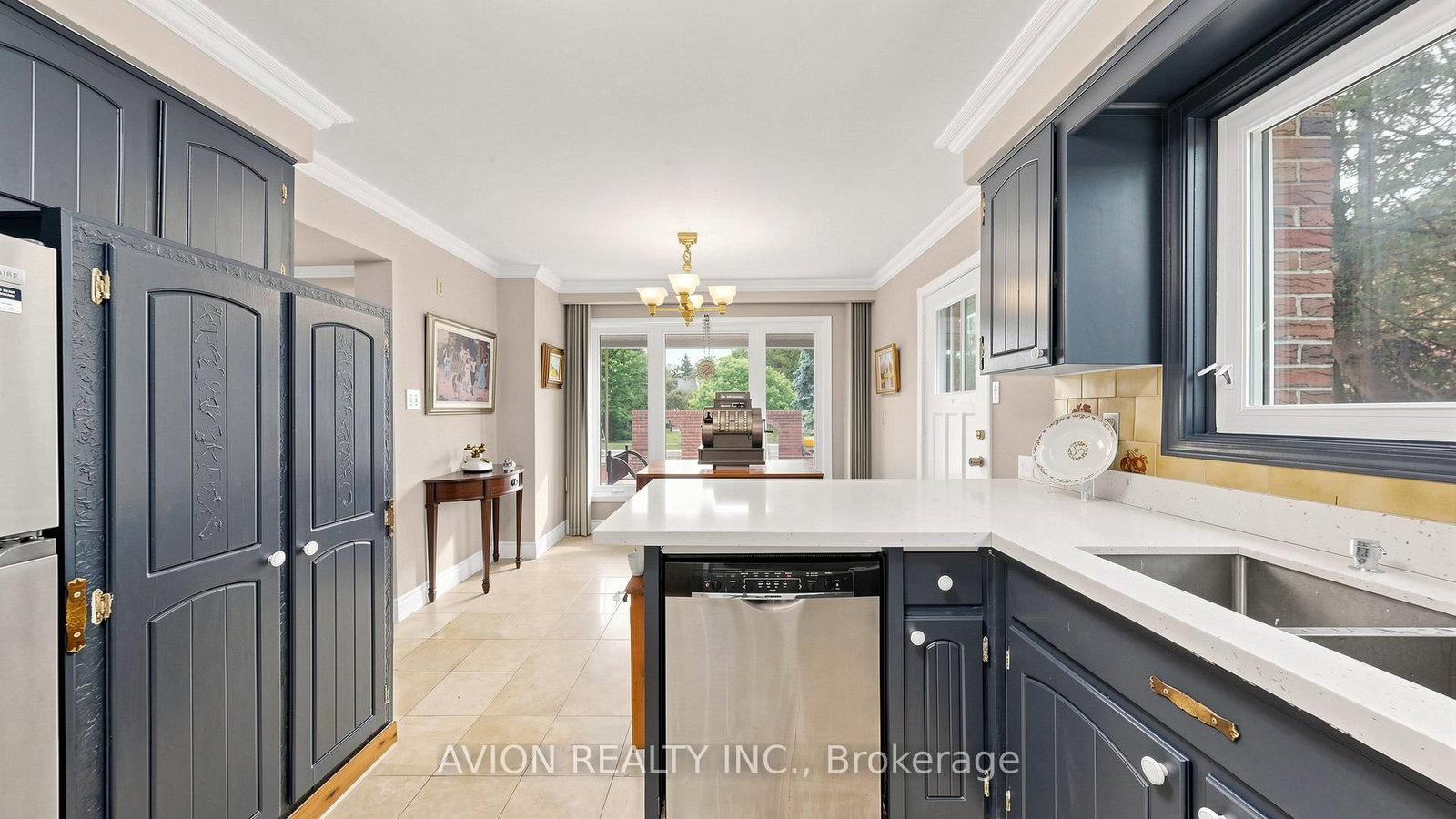 1423 Malibou Terrace • Mississauga, ON photo 9