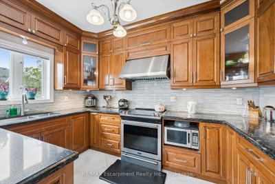 2365 Hertfordshire Oakville,ON L6H 7M9 — Photo 13