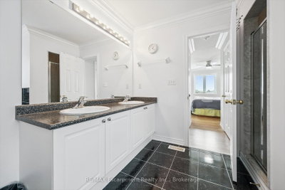 2365 Hertfordshire Oakville,ON L6H 7M9 — Photo 23