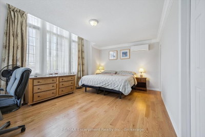 2365 Hertfordshire Oakville,ON L6H 7M9 — Photo 26