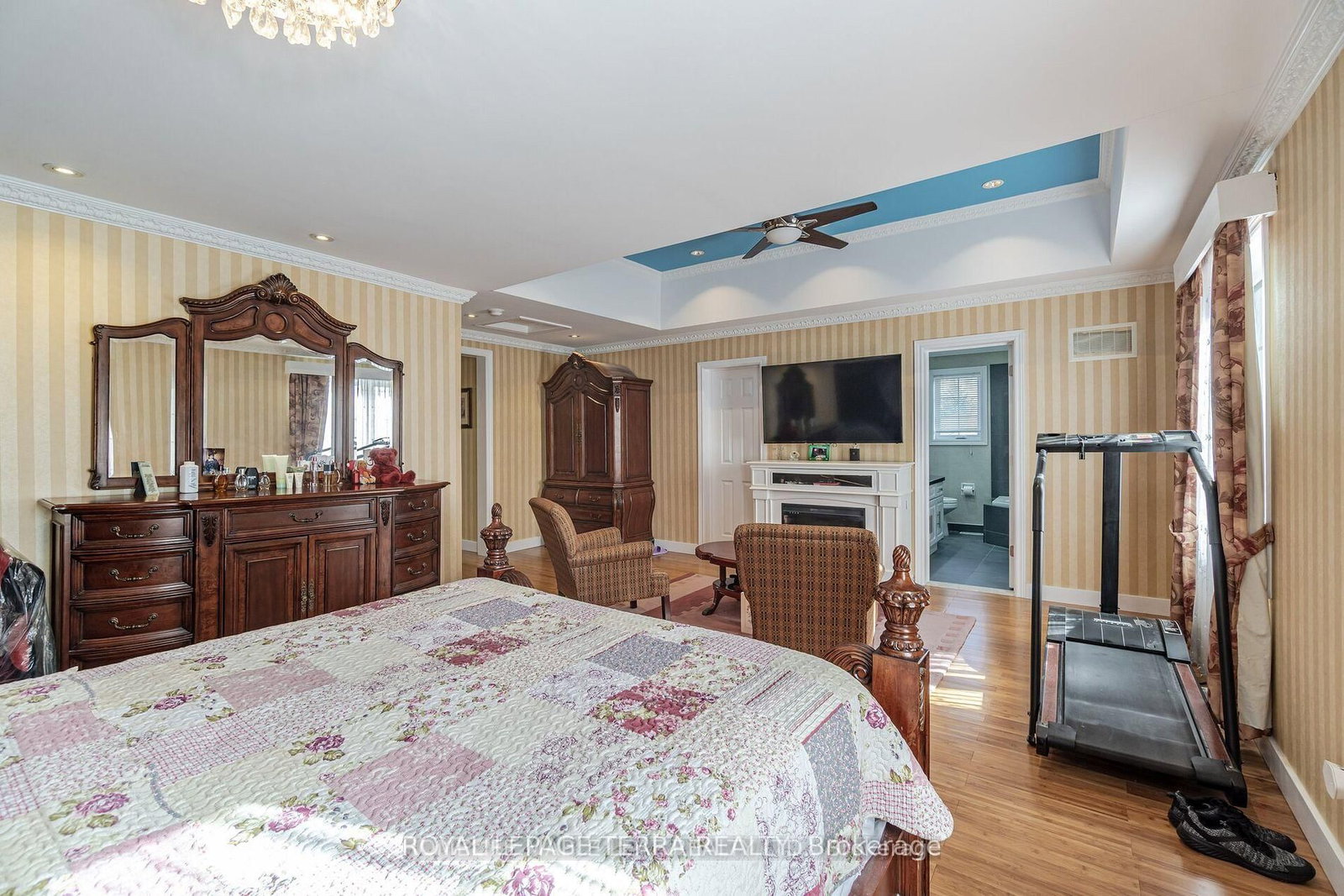 14 Sheringham Street • Brampton, ON photo 16