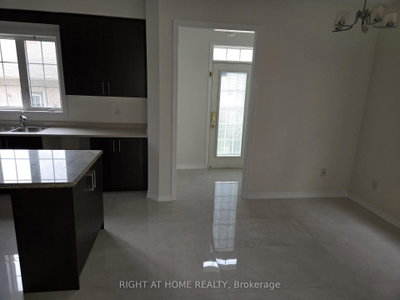 UPPER - 5323 Tenth Line W Street — more photos