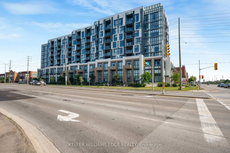 305 - 509 Dundas Street W