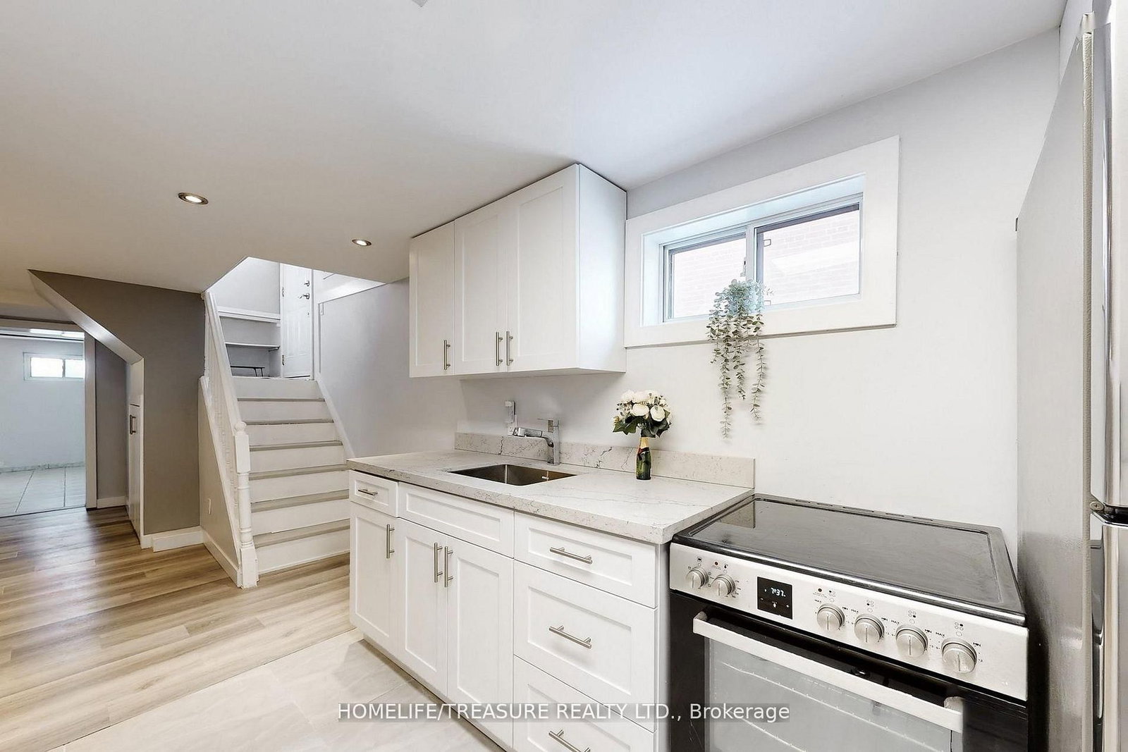 19 BRAMPTON Road • Toronto, ON photo 18