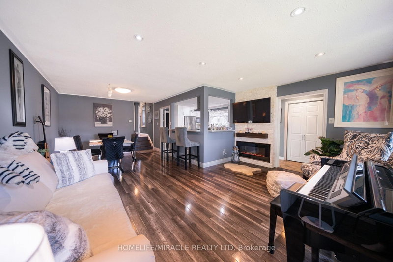 38 Ascot Brampton,ON L6T 2P6 — Photo 15