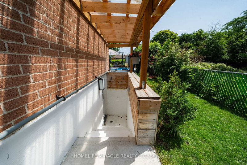 38 Ascot Brampton,ON L6T 2P6 — Photo 45