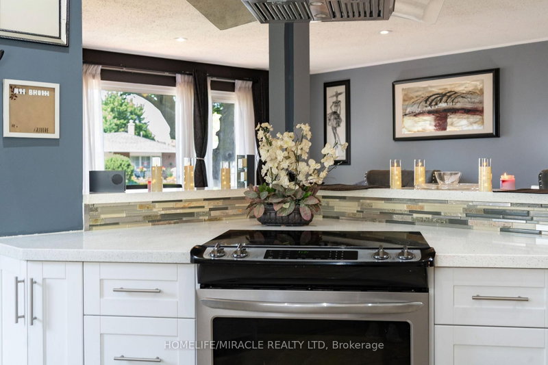 38 Ascot Brampton,ON L6T 2P6 — Photo 8