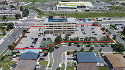 2065 Finch Avenue W — photo 4