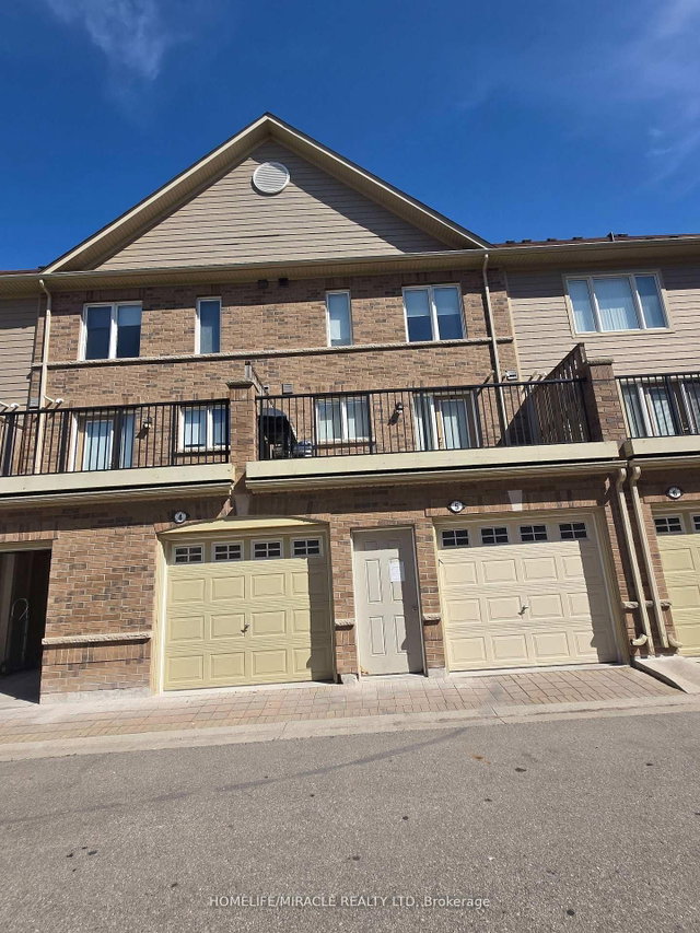 5 - 3120 Boxford Crescent