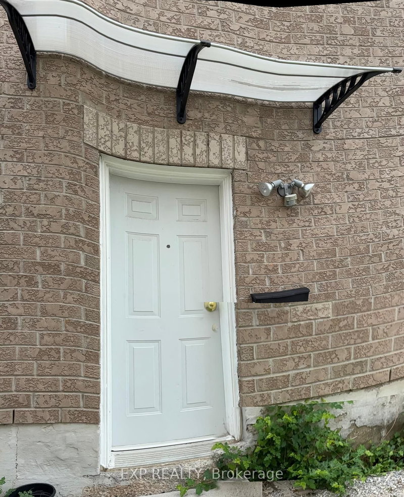 99 Rollingwood Drive, Brampton