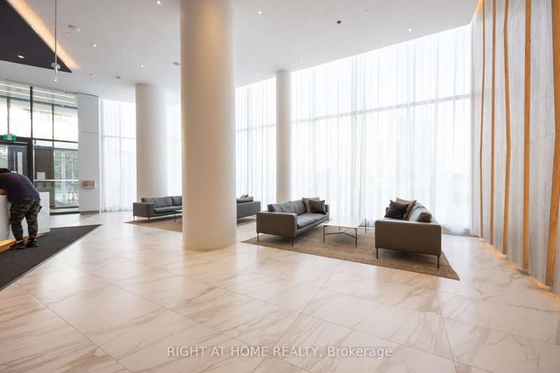 1601 - 3883 Quartz Road