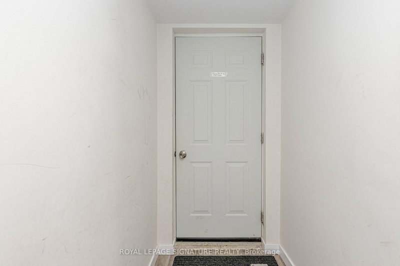 101 Hullrick Dr photo 4