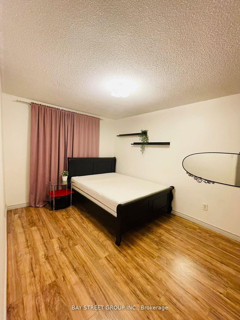 64 - 3025 Cedarglen Gate