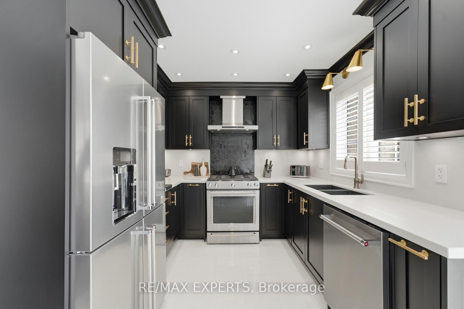 30 Lismer Crescent • Caledon, ON photo 10