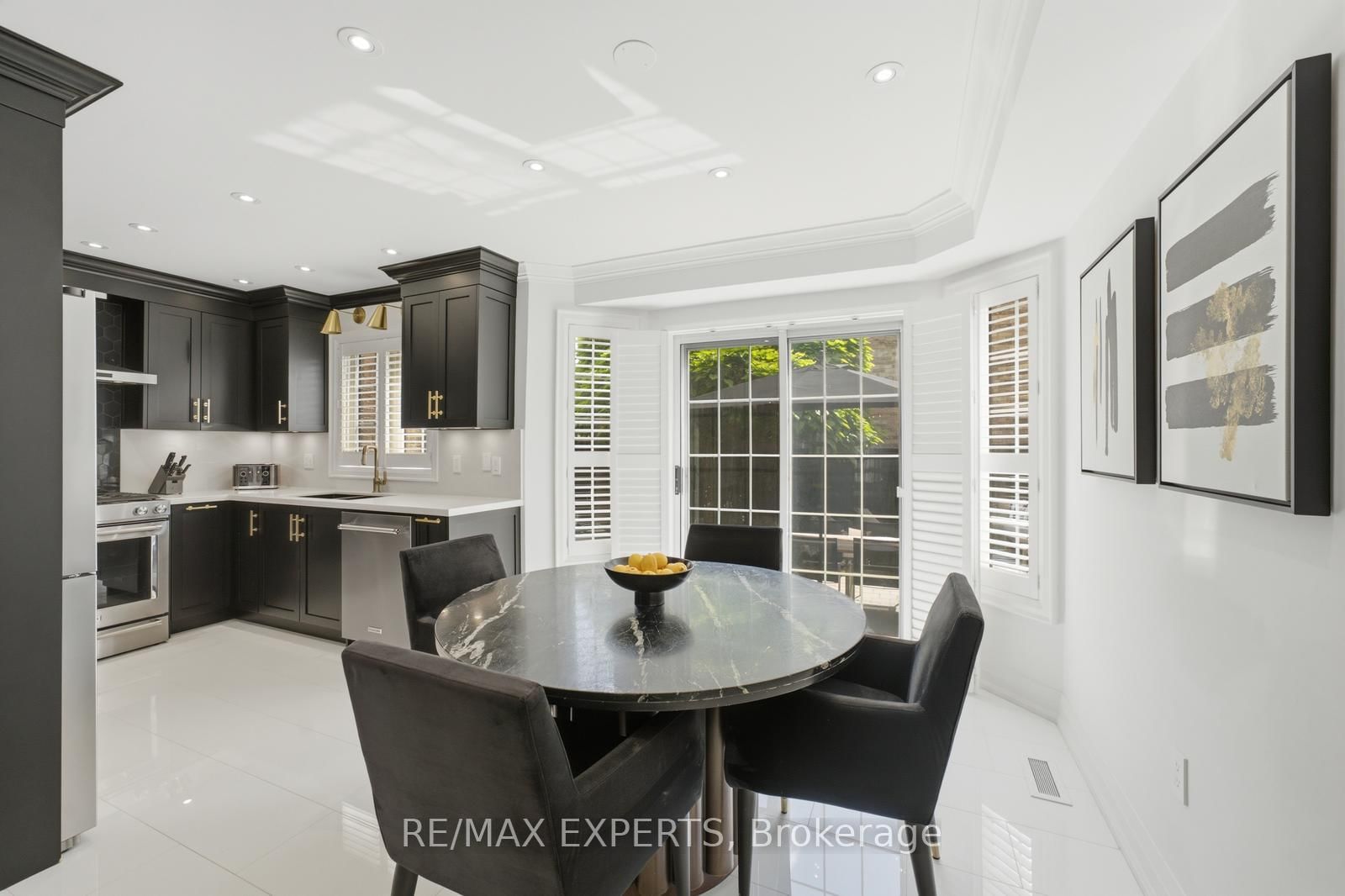 30 Lismer Crescent • Caledon, ON photo 9