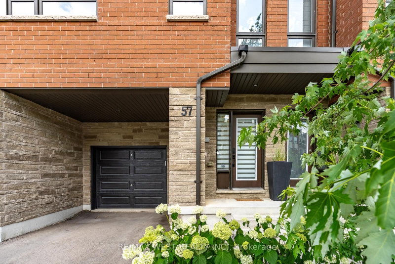 57 Woodstream Dr photo 4