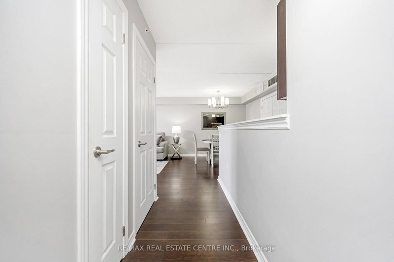 304 - 1360 Main Street E