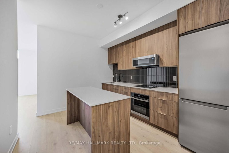 607 - 2501 Saw Whet Boulevard