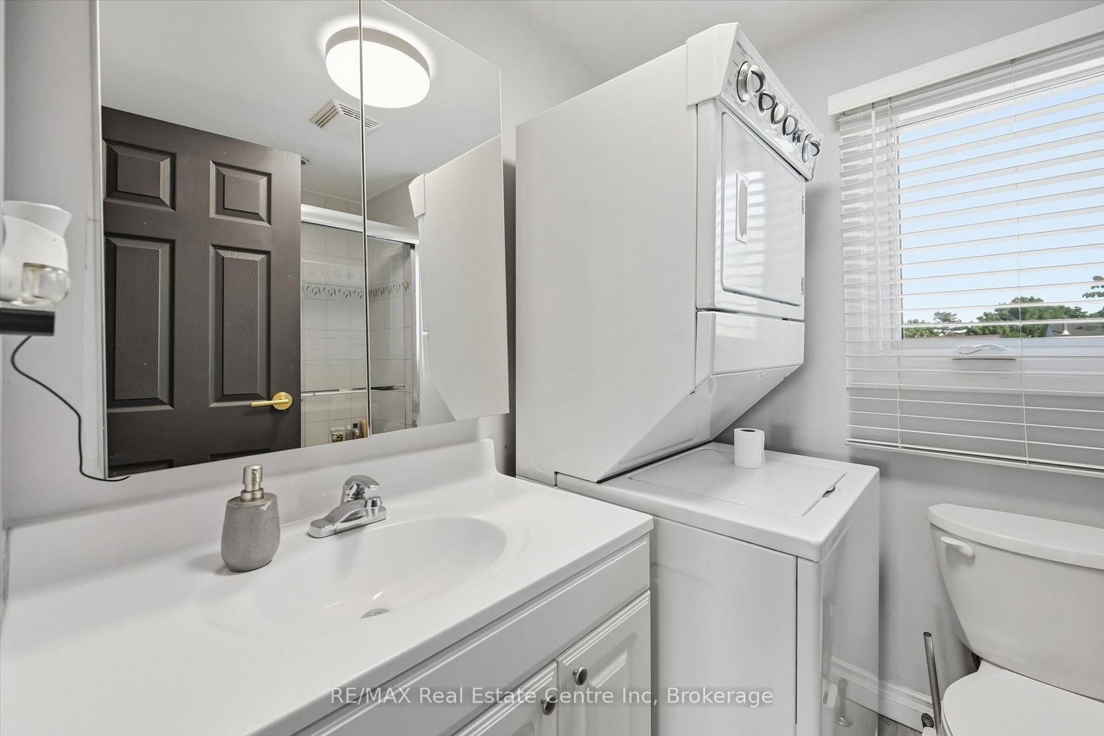 580 Clover Park Crescent • Milton, ON photo 31