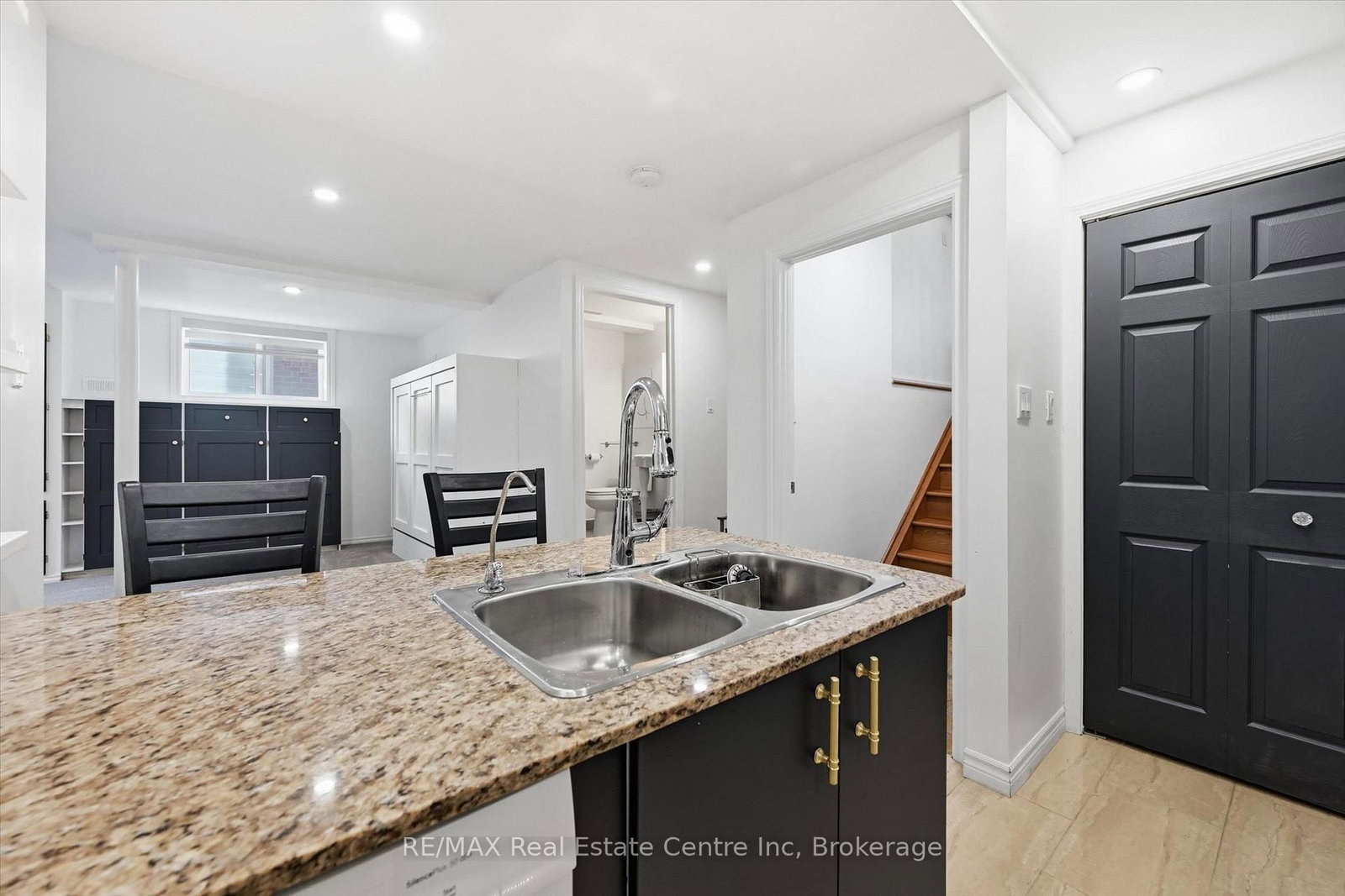 580 Clover Park Crescent • Milton, ON photo 38