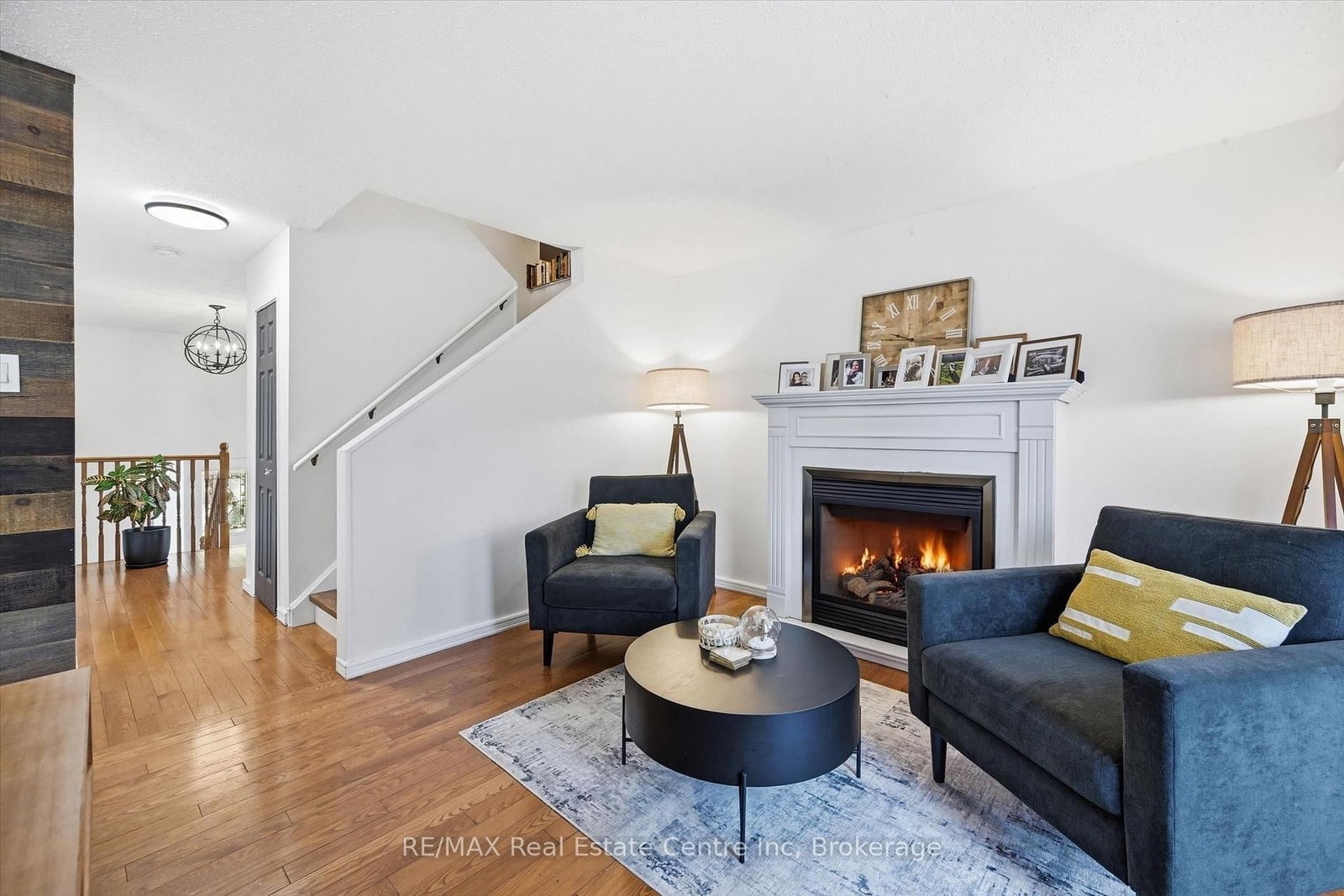 580 Clover Park Crescent • Milton, ON photo 9