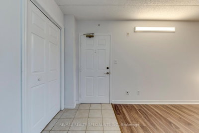 Unit 308 — 2035 Appleby Line — photo 5