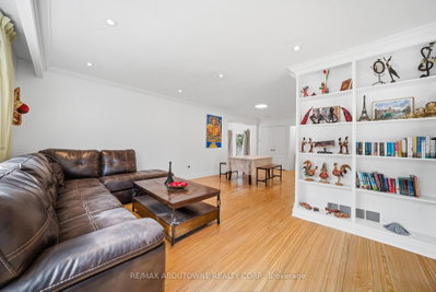 481 Anthony Oakville,ON L6J 2K6 — Photo 6