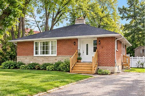 Bsmt - 378 Torrance Street
