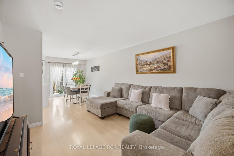 31 Alderbrook Place
