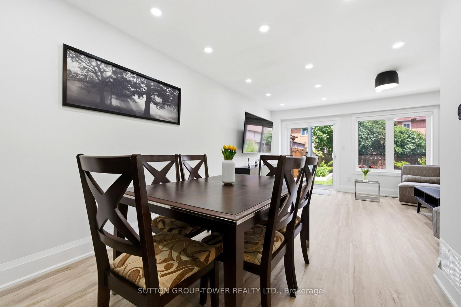 5035 Moulin Rouge Crescent • Mississauga, ON photo 10