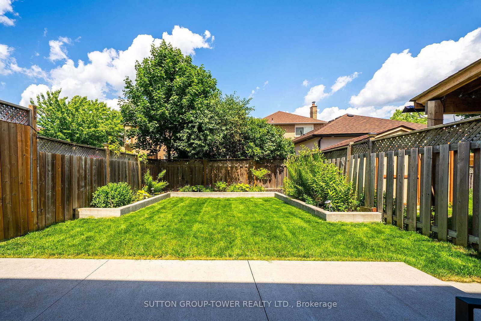 5035 Moulin Rouge Crescent • Mississauga, ON photo 36