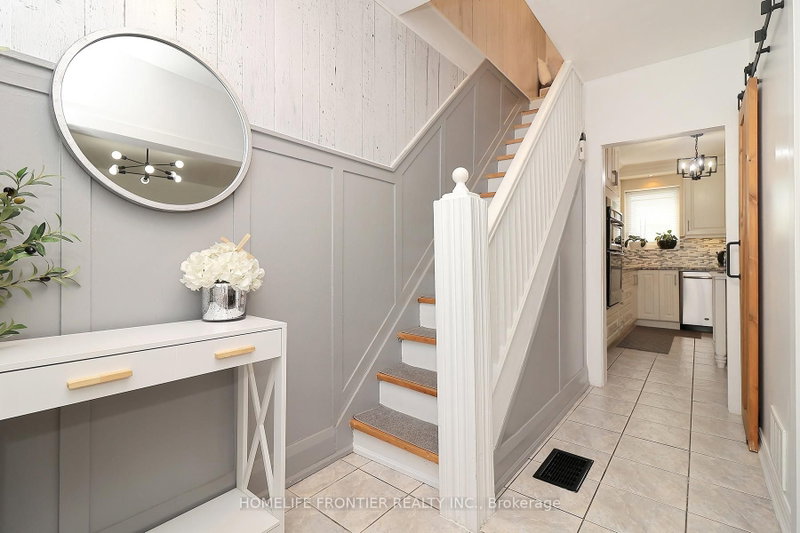 12 Porter Avenue