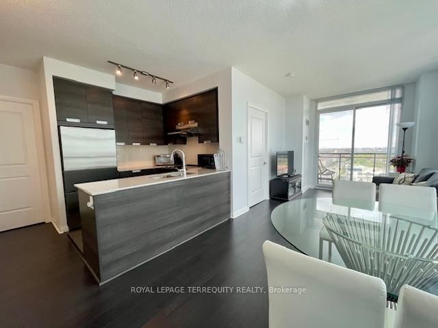 5033 Four Springs Avenue • #1219 • Mississauga, ON photo 3