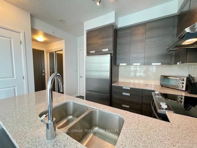 5033 Four Springs Avenue • #1219 • Mississauga, ON photo 8