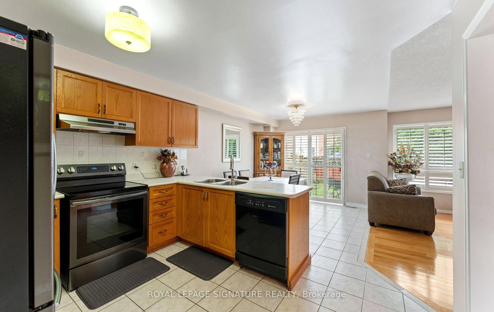 3252 Laburnum Crescent • Mississauga, ON photo 11