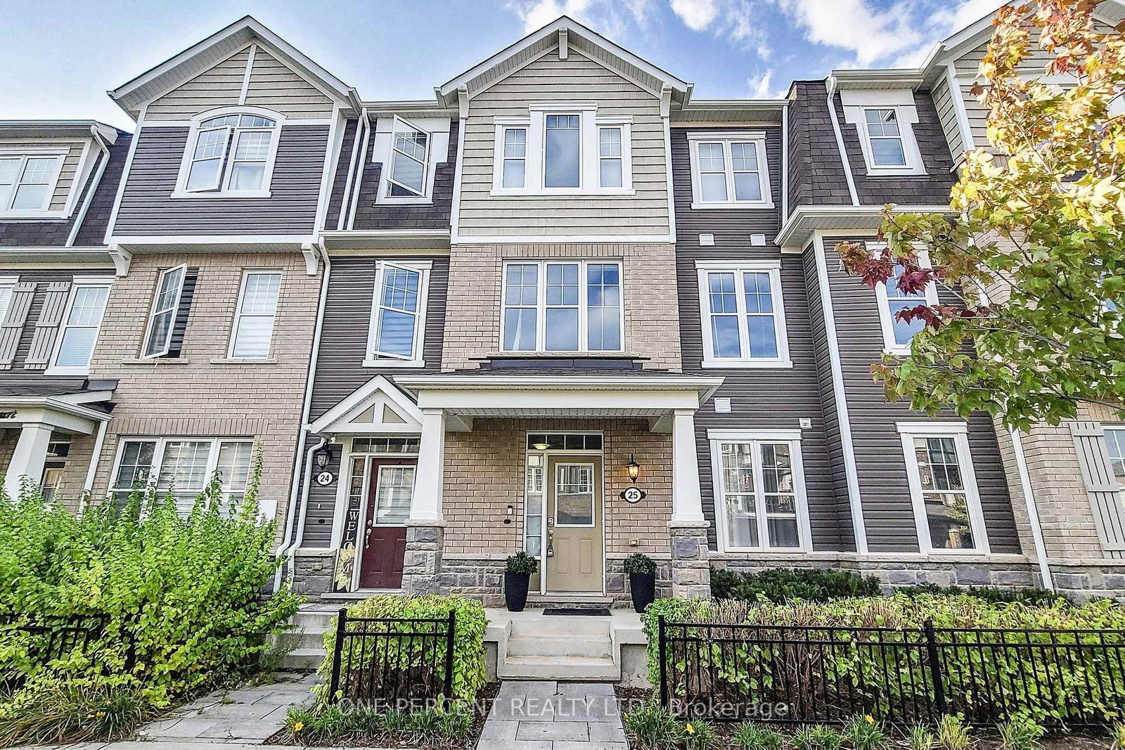 501 Buckeye Court • Milton, ON photo 1