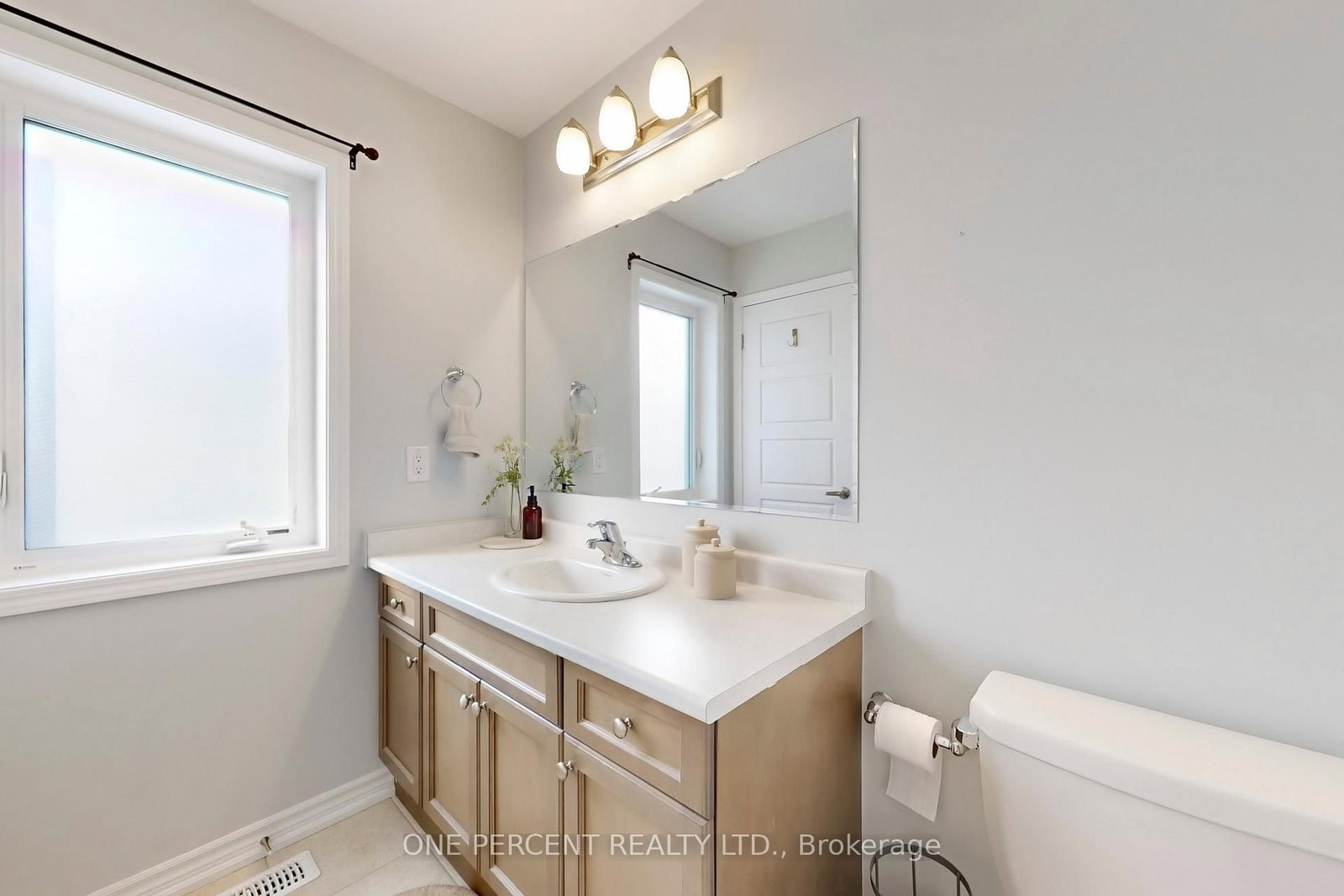501 Buckeye Court • Milton, ON photo 31