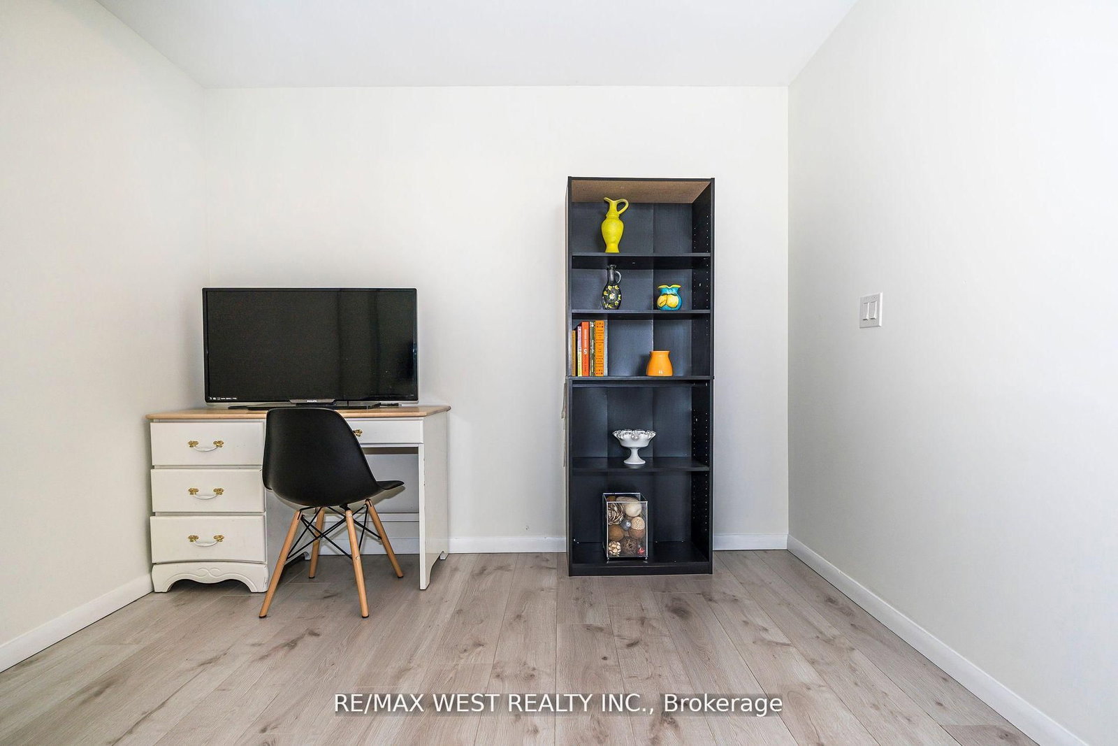 830 Lawrence Avenue W • #803 • Toronto, ON photo 22