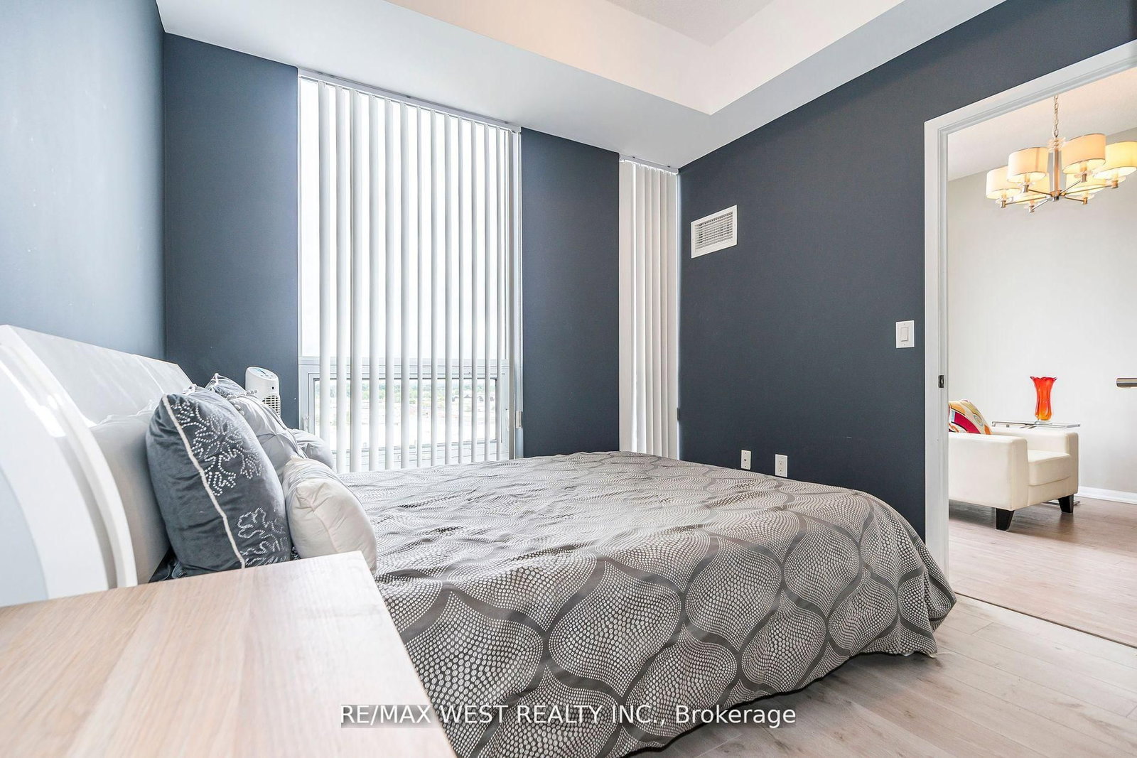 830 Lawrence Avenue W • #803 • Toronto, ON photo 28