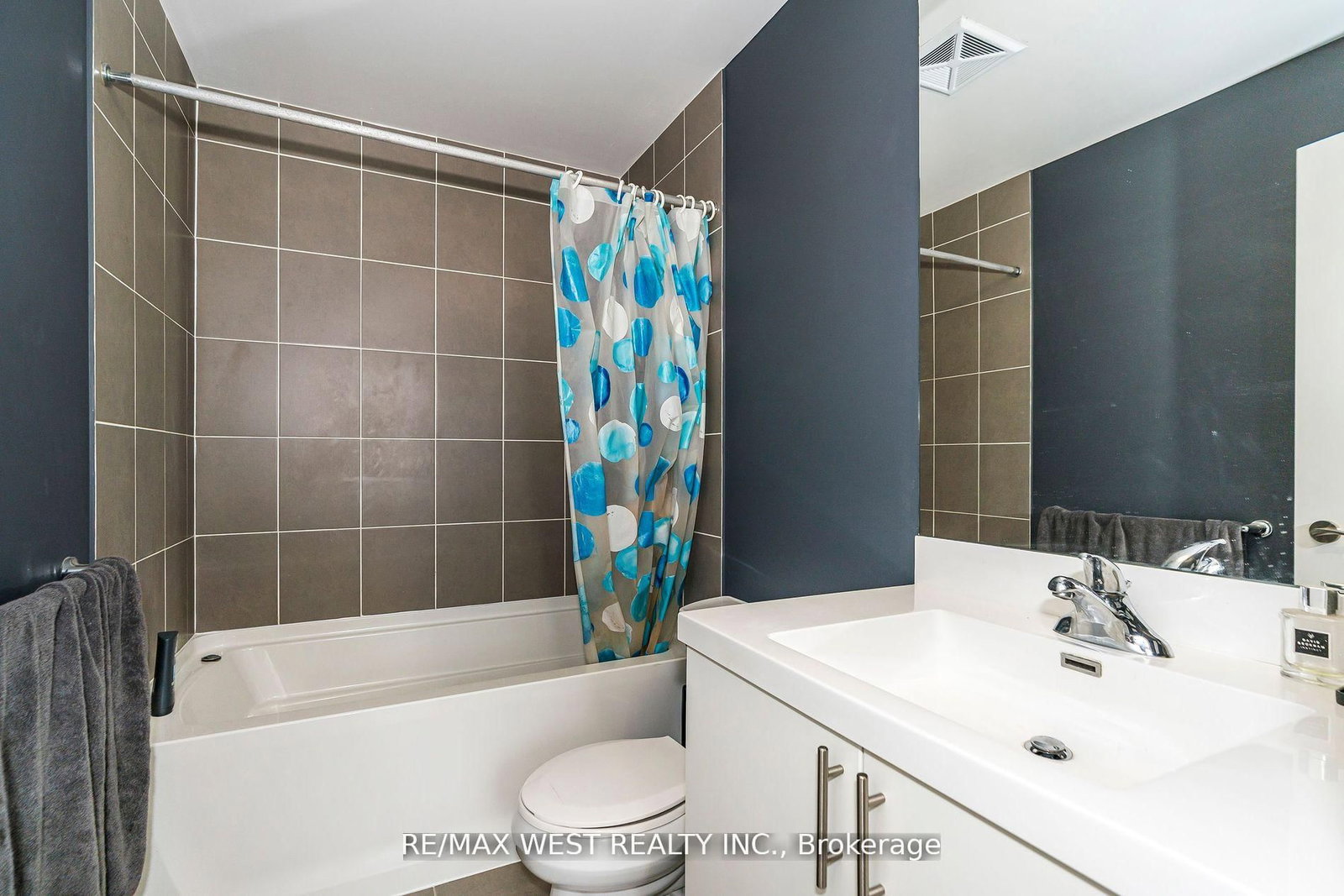 830 Lawrence Avenue W • #803 • Toronto, ON photo 29