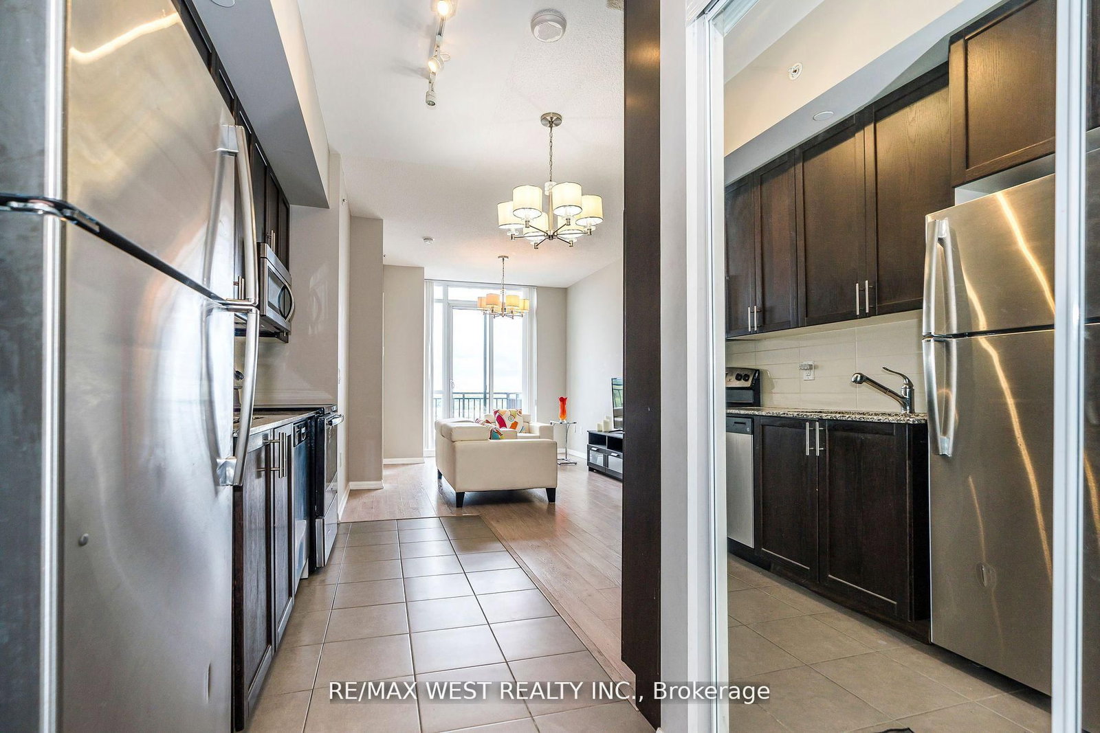 830 Lawrence Avenue W • #803 • Toronto, ON photo 9