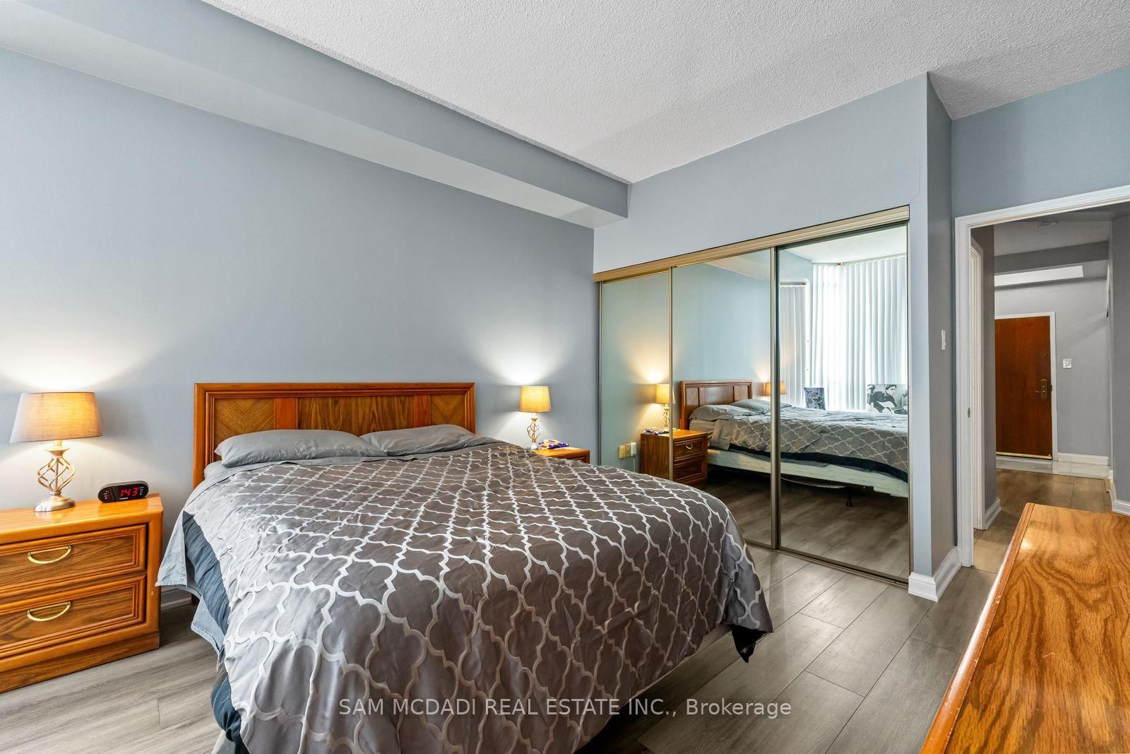 24 Hanover Brampton,ON L6S 5K8 — Photo 13