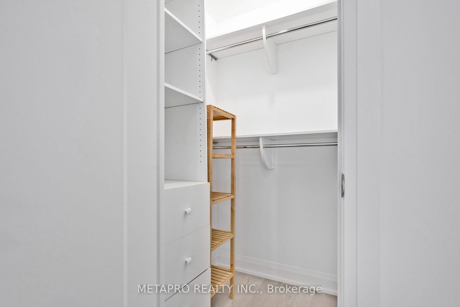 110 Marine Parade Drive • #809 • Toronto, ON photo 10