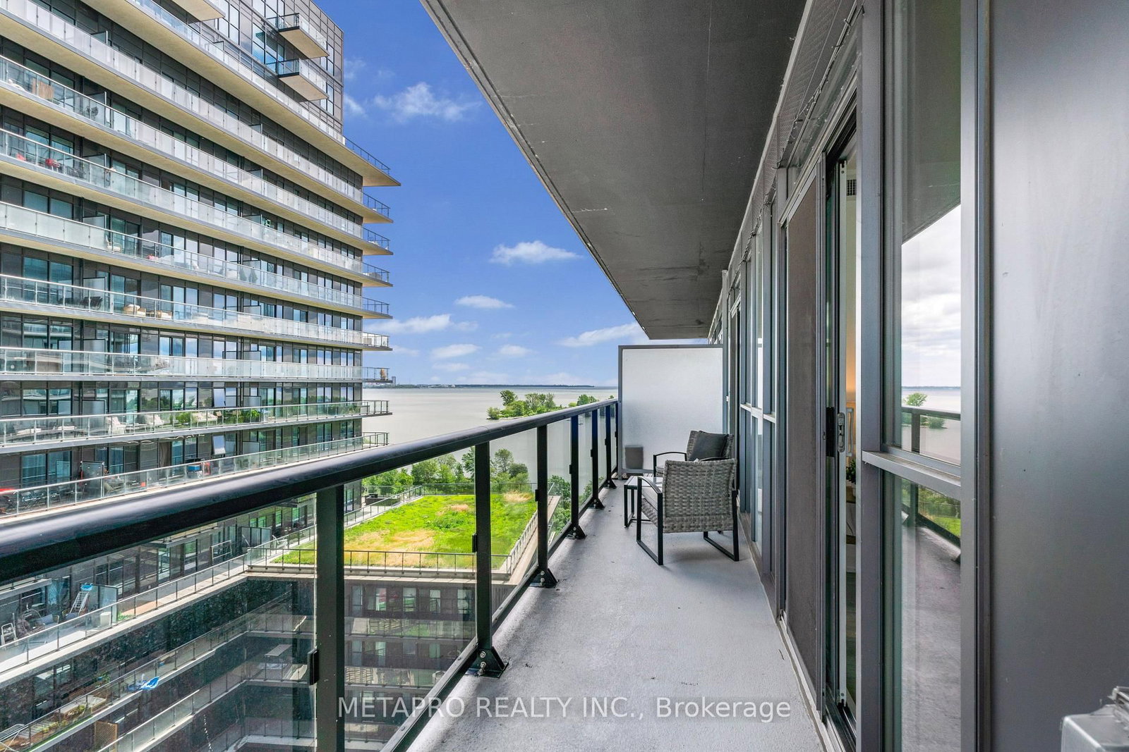110 Marine Parade Drive • #809 • Toronto, ON photo 19